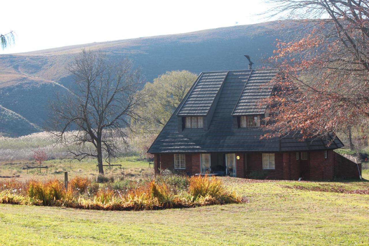 Valley Lakes Chalets Underberg Exterior foto