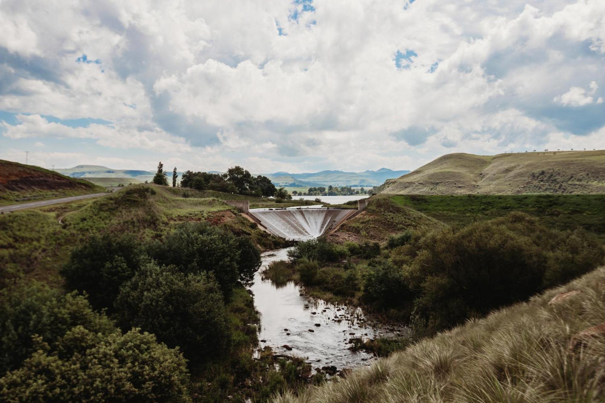 Valley Lakes Chalets Underberg Exterior foto