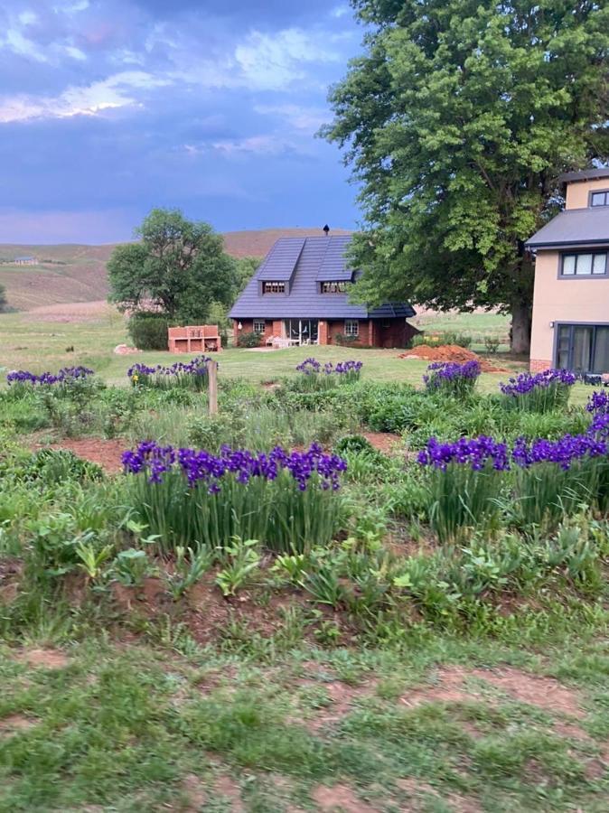 Valley Lakes Chalets Underberg Exterior foto